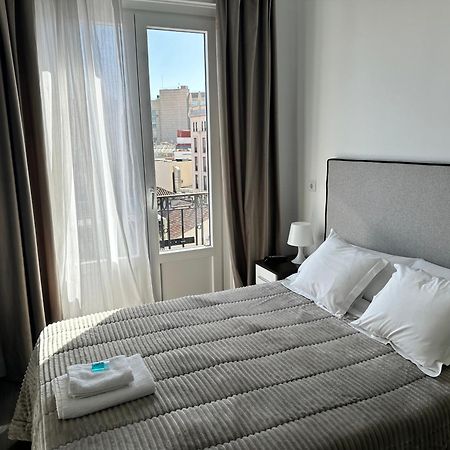 Hostal Besaya Madrid Exterior foto